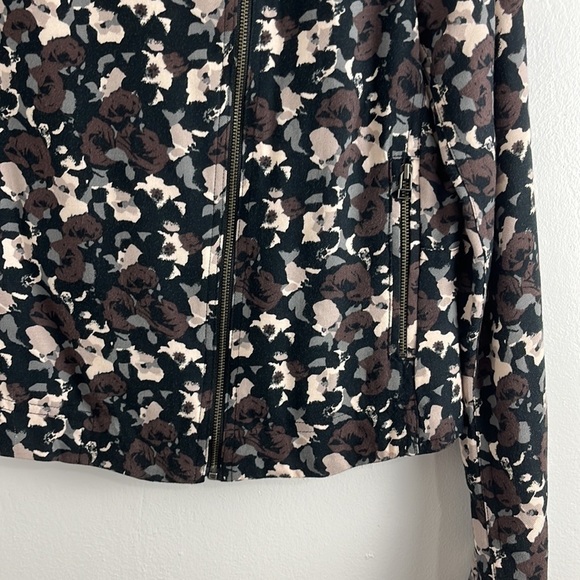 Aritzia Talula Brown/Black/Cream A-Symmetrical Fall Jacket - Picture 4 of 10